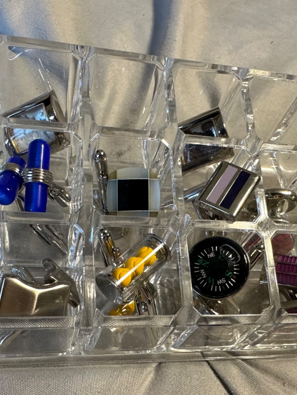 Cufflinks - Picture 2 of 3
